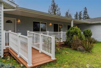 15326 Scenic Shores Drive SE, Yelm, WA 98597-9125 - Photo 3