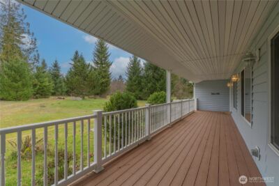 15326 Scenic Shores Drive SE, Yelm, WA 98597-9125 - Photo 4