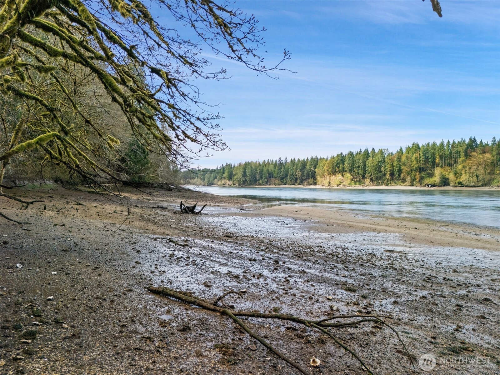 4 XX SE Sea Der Hok Lane , Shelton, WA 98584