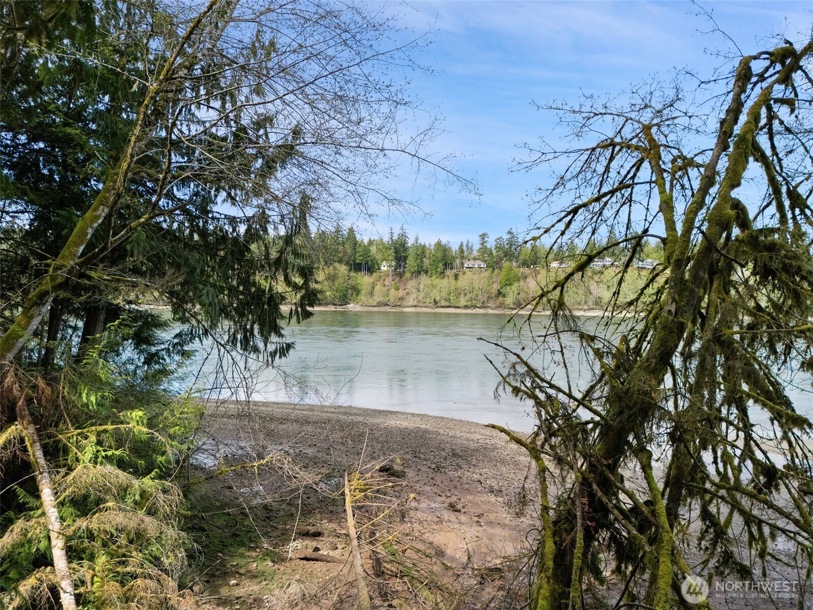 4 XX SE Sea Der Hok Lane , Shelton, WA 98584