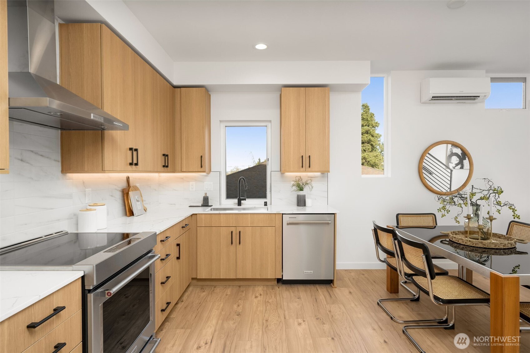 4408 B 50th Avenue S, Seattle, WA 98118