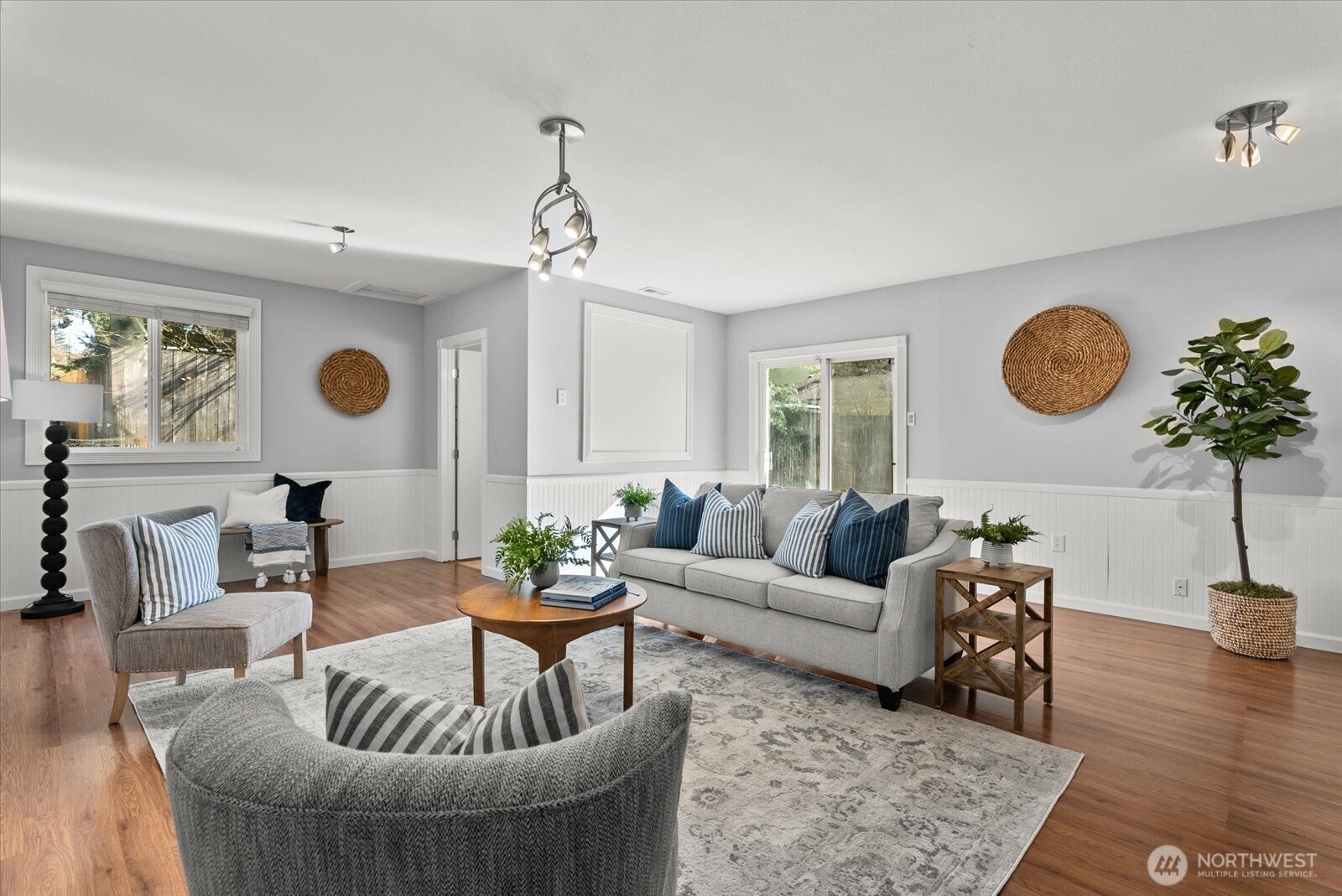 17004 11th Avenue NE, Shoreline, WA 98155