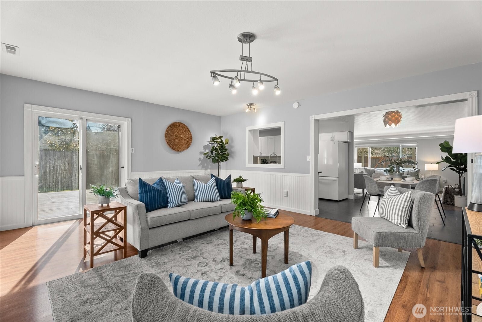 17004 11th Avenue NE, Shoreline, WA 98155