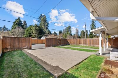 17004 11th Avenue NE, Shoreline, WA 98155 - Photo 3