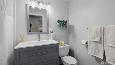 250 NW Dogwood Street #E-102, Issaquah, WA 98027 - Photo 11