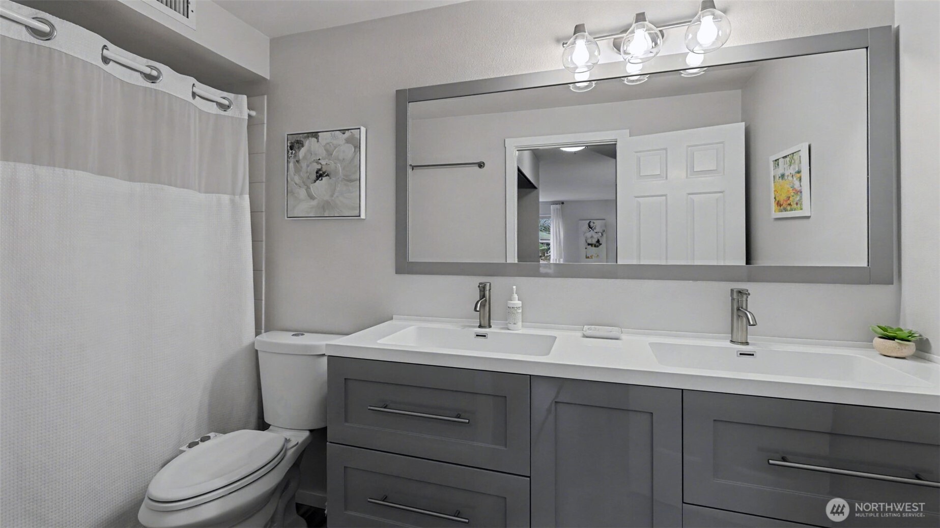 250 NW Dogwood Street #E-102, Issaquah, WA 98027