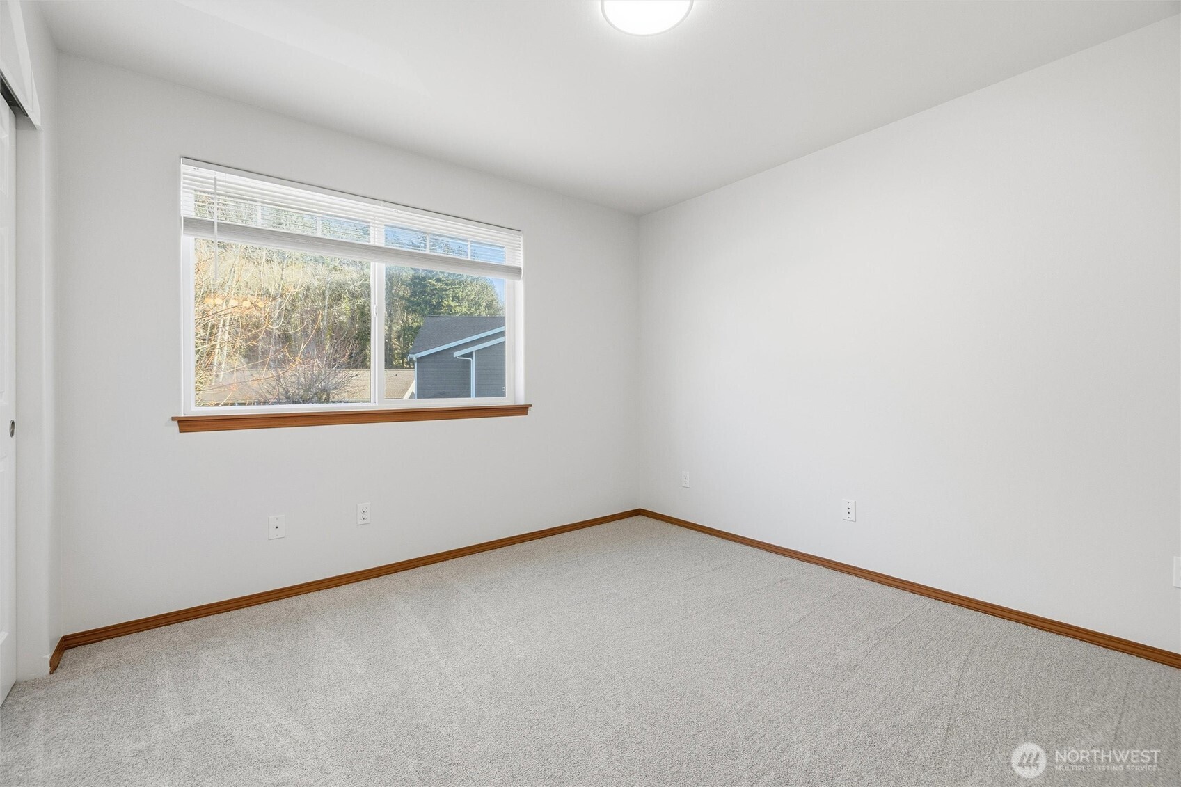 434 Oak Hill Lane , Burlington, WA 98233