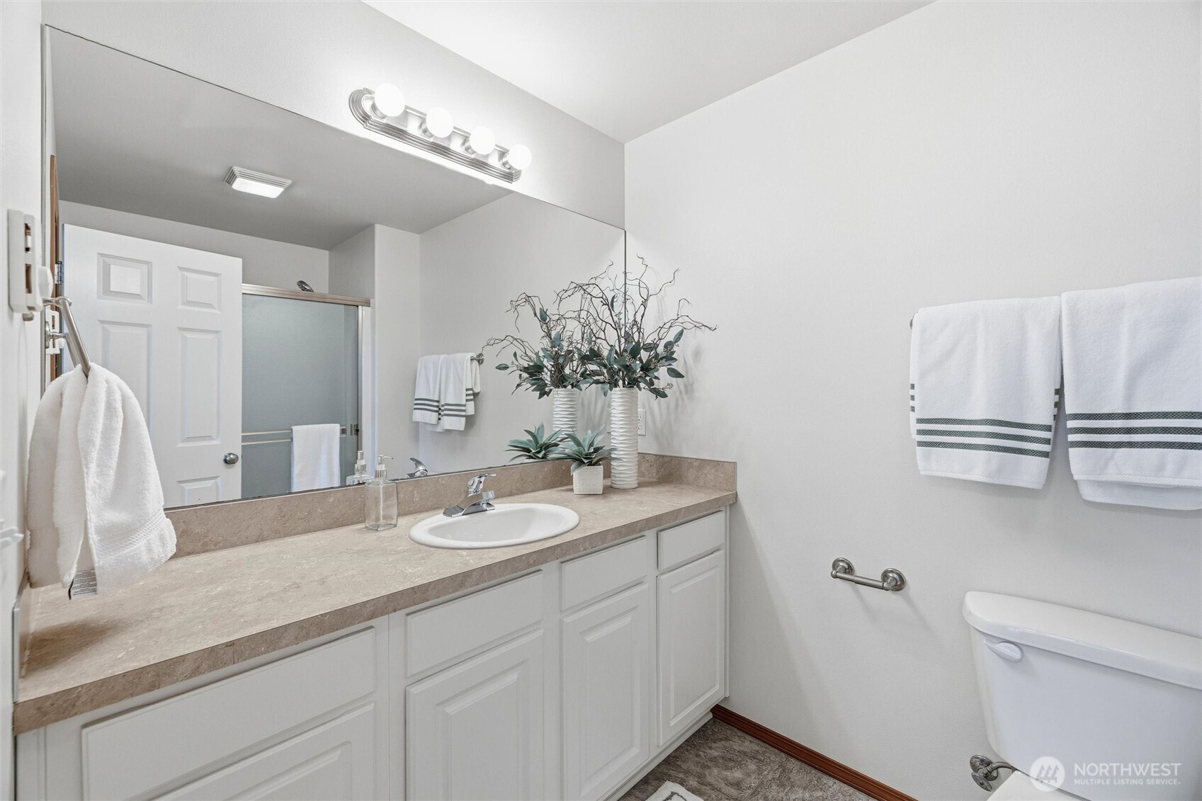 434 Oak Hill Lane , Burlington, WA 98233