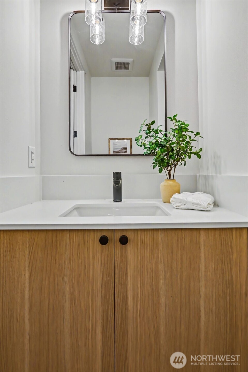 11251 108th Avenue NE, Kirkland, WA 98033