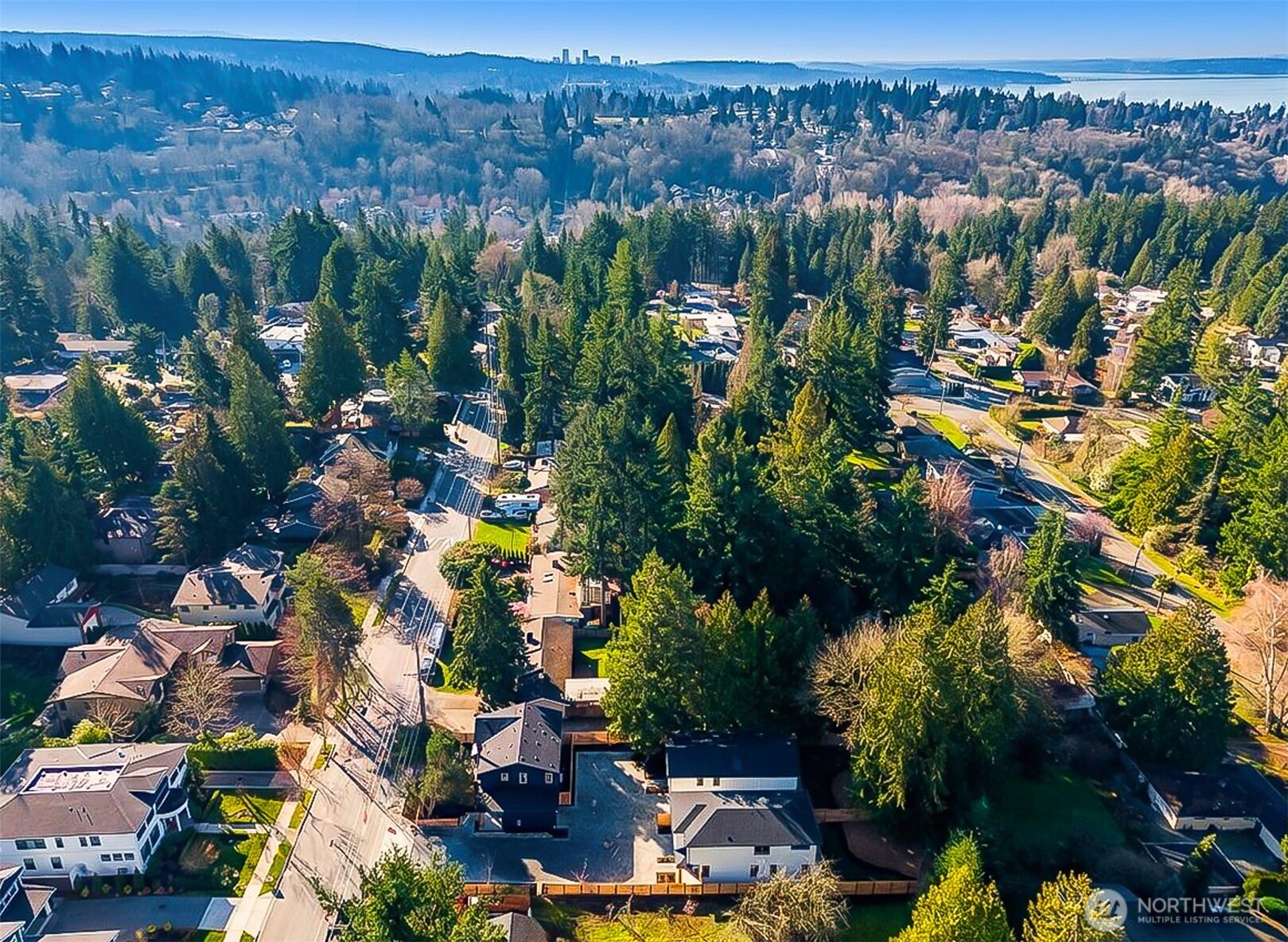 11251 108th Avenue NE, Kirkland, WA 98033