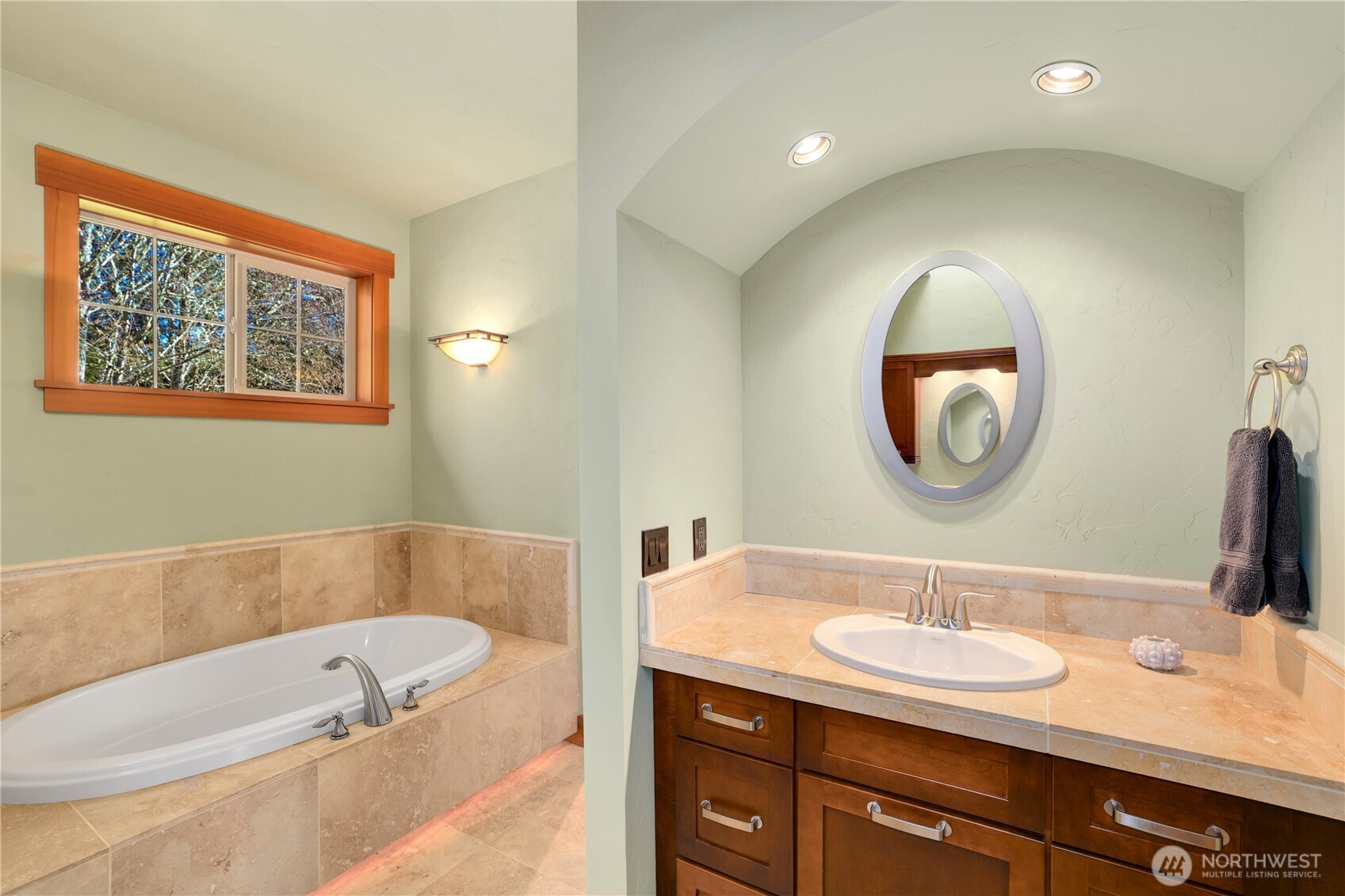 7011 Cooper Point Road NW, Olympia, WA 98502