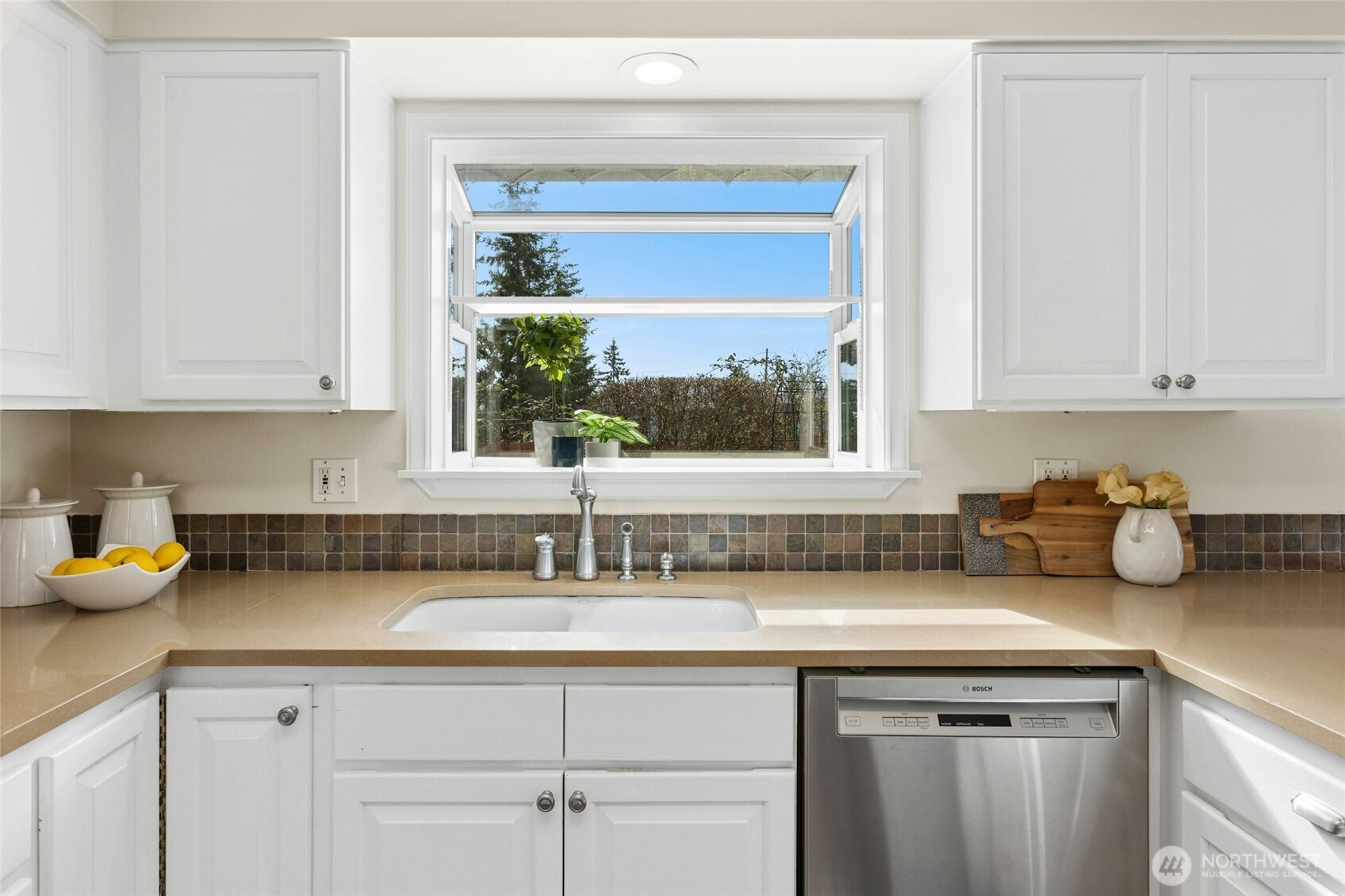 10535 NE 196th Street , Bothell, WA 98011