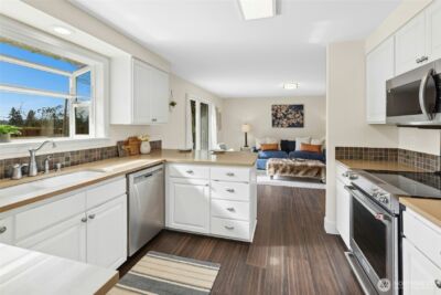 10535 NE 196th Street , Bothell, WA 98011 - Photo 12