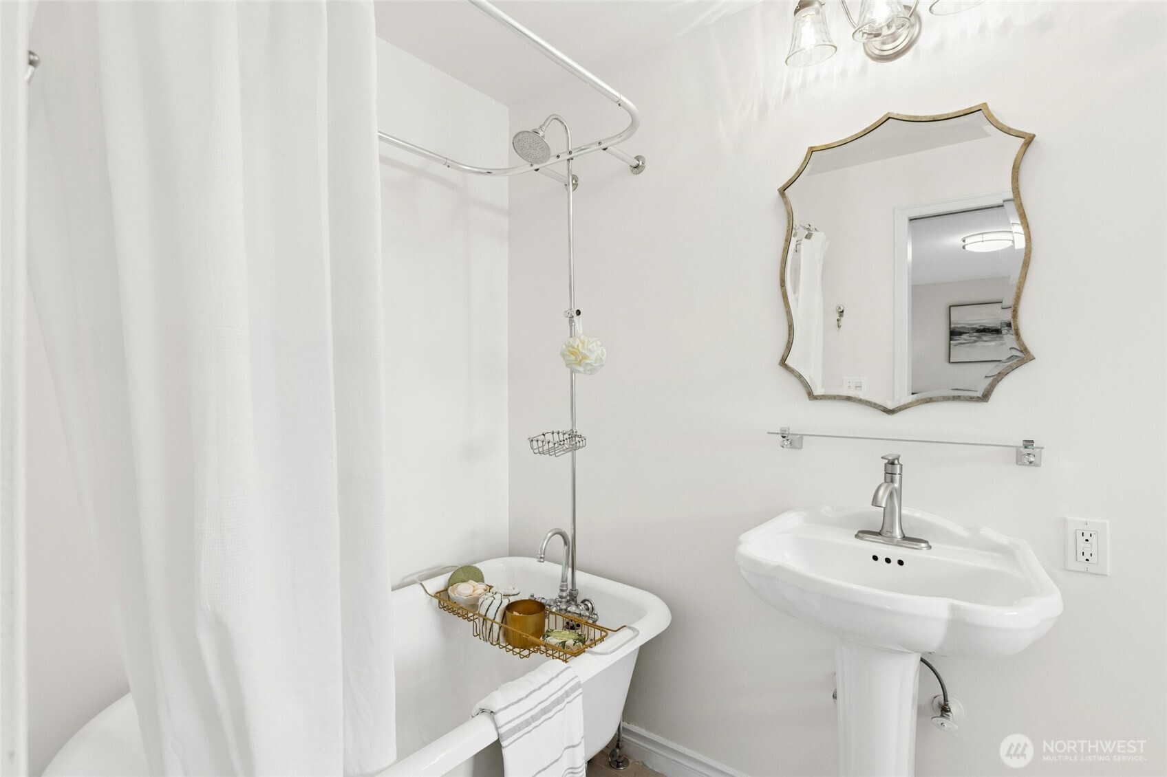 10535 NE 196th Street , Bothell, WA 98011