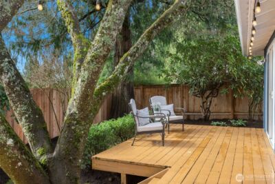 10535 NE 196th Street , Bothell, WA 98011 - Photo 28