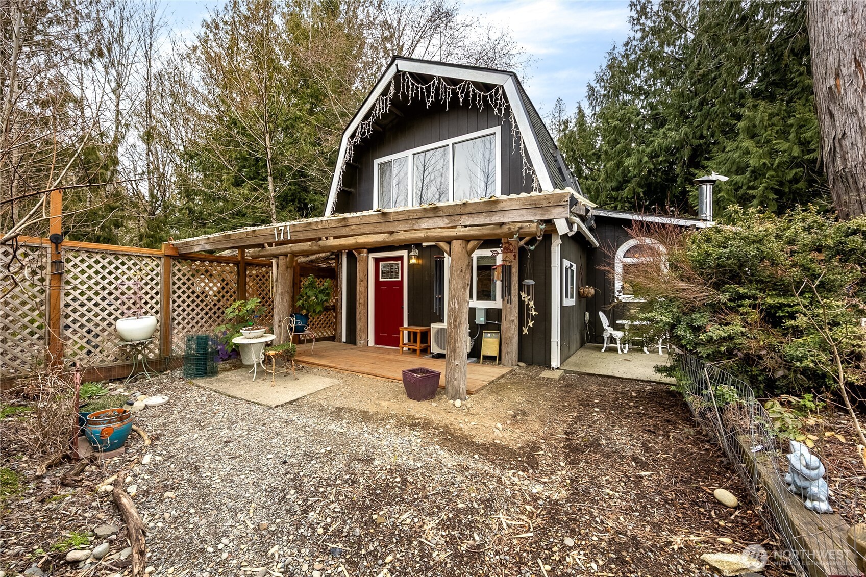 171 E Old Farm Rd , Shelton, WA 98584