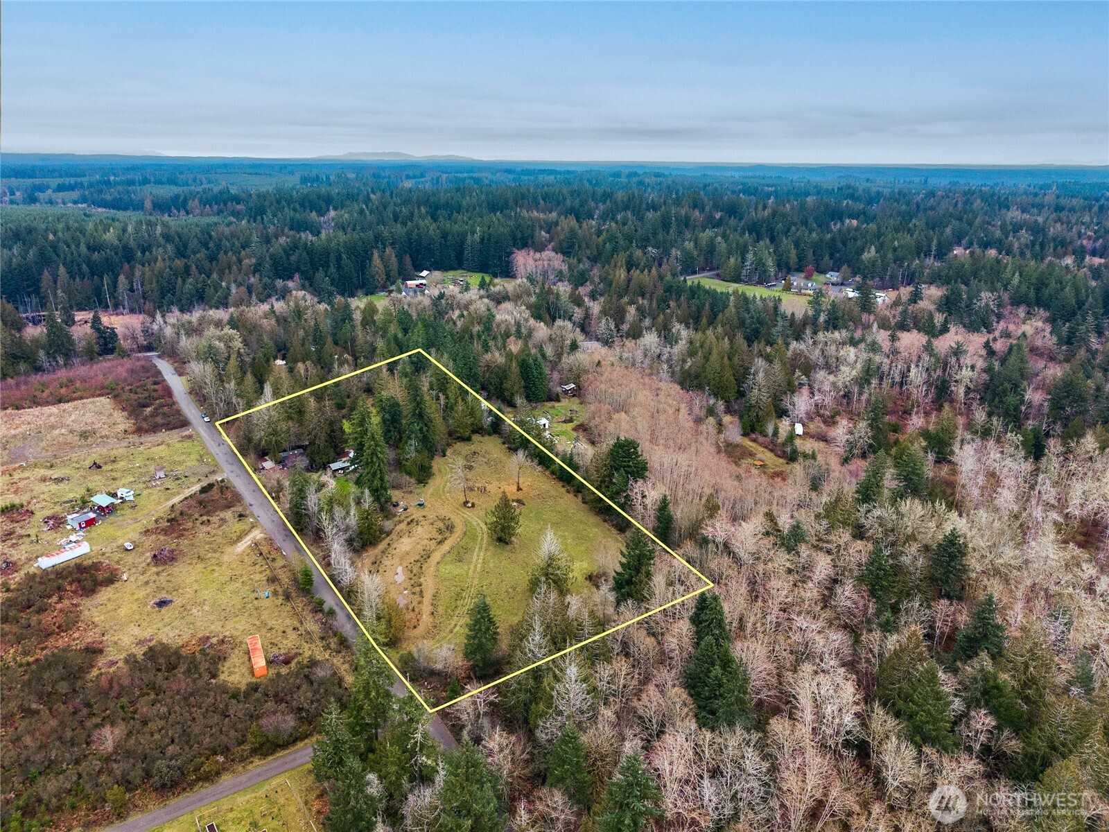 171 E Old Farm Rd , Shelton, WA 98584