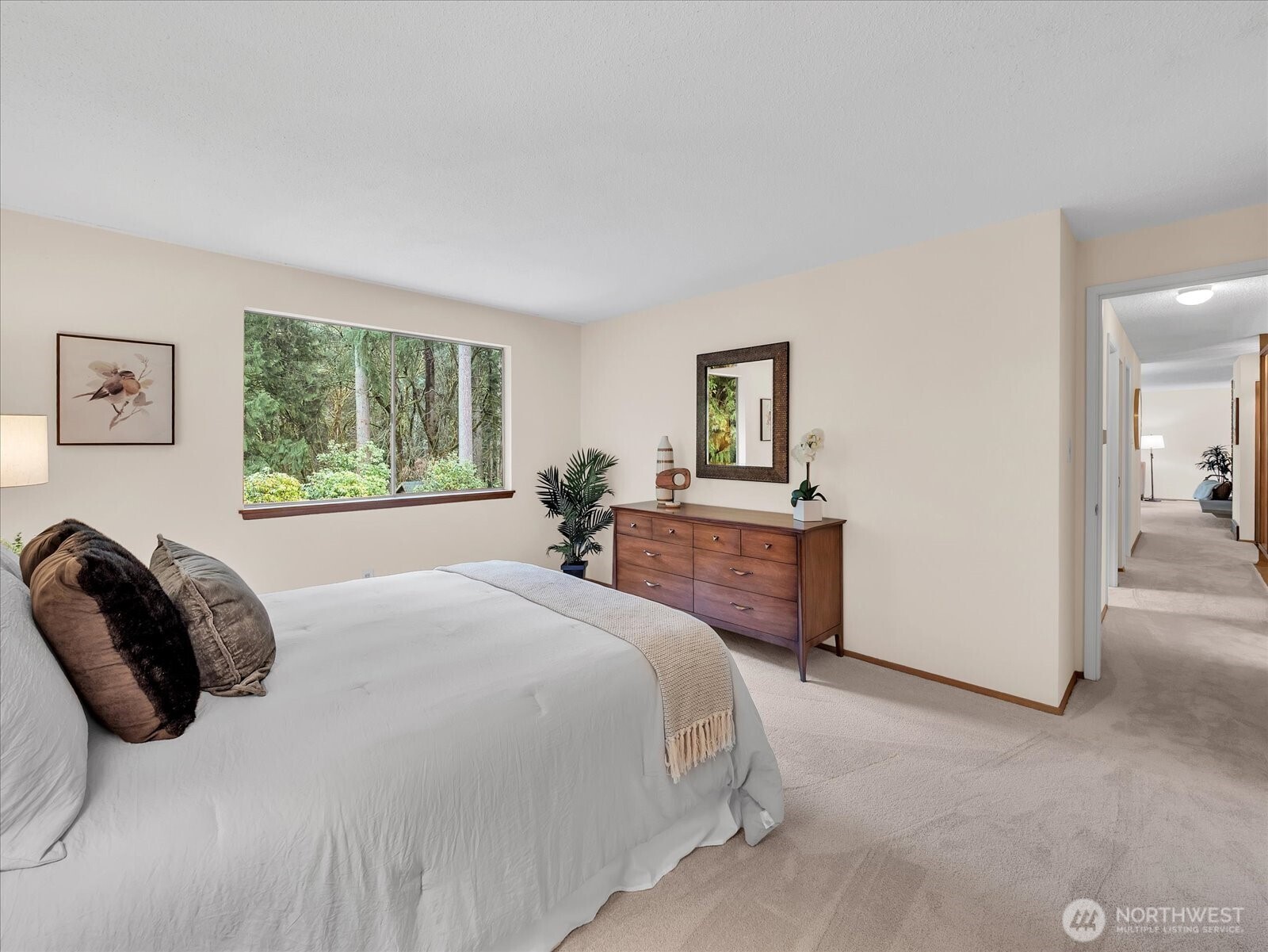 106 165th Avenue SE, Bellevue, WA 98008