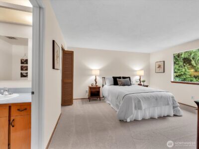 106 165th Avenue SE, Bellevue, WA 98008 - Photo 17