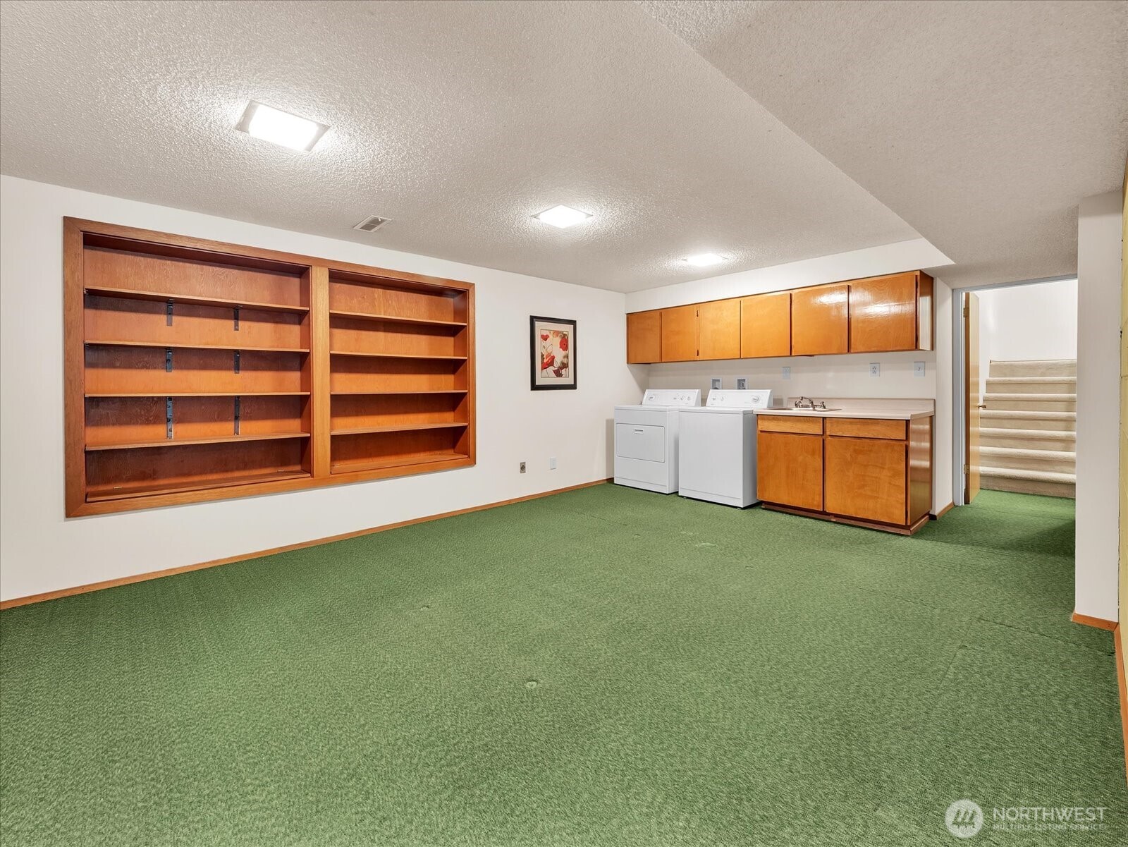 106 165th Avenue SE, Bellevue, WA 98008