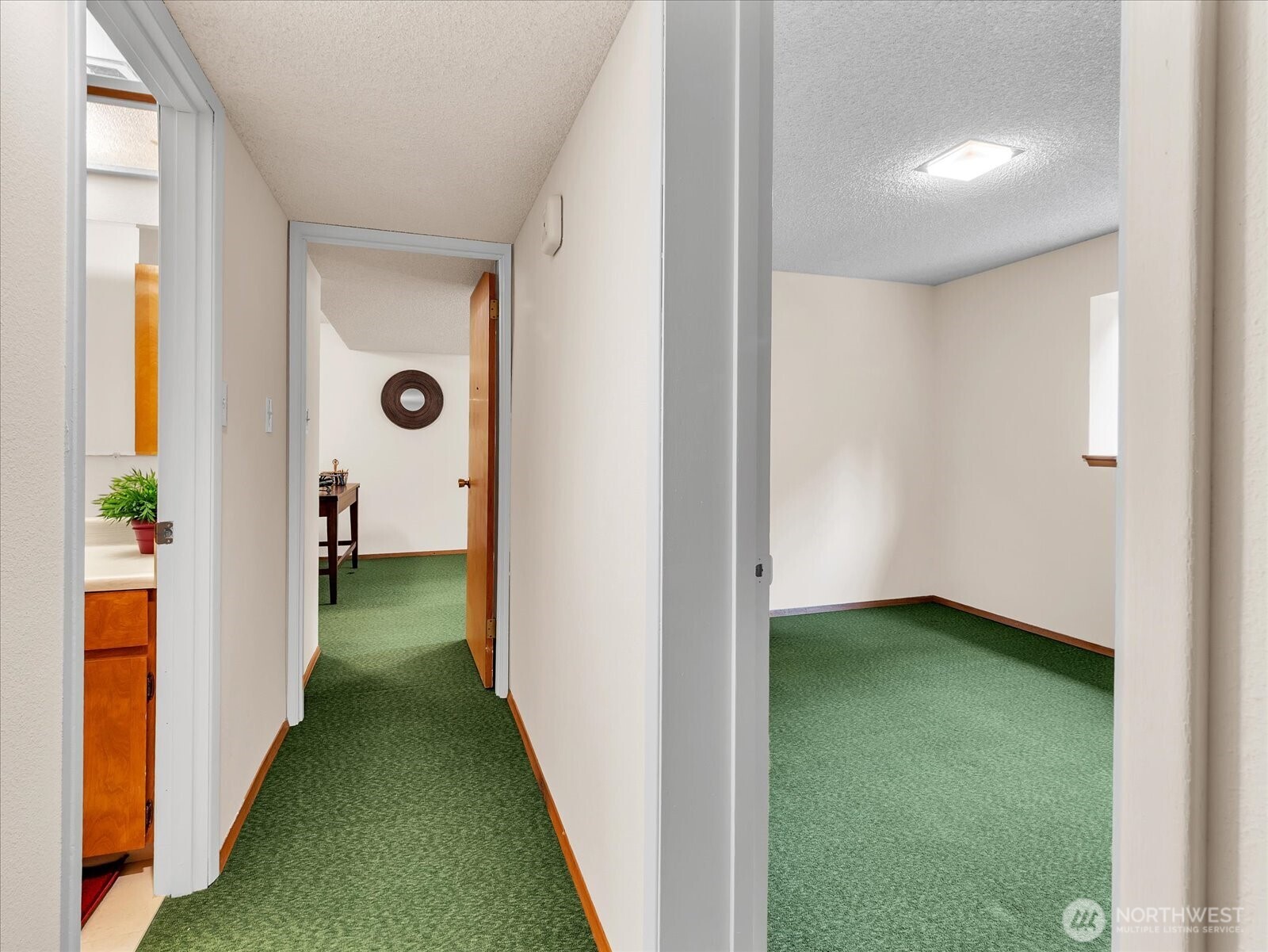 106 165th Avenue SE, Bellevue, WA 98008