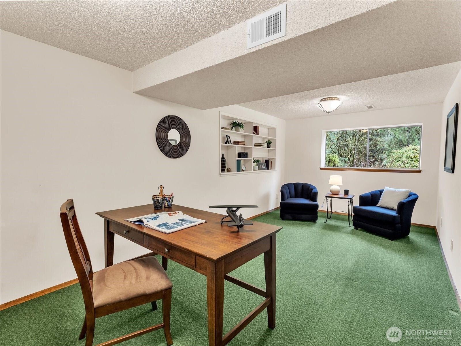 106 165th Avenue SE, Bellevue, WA 98008