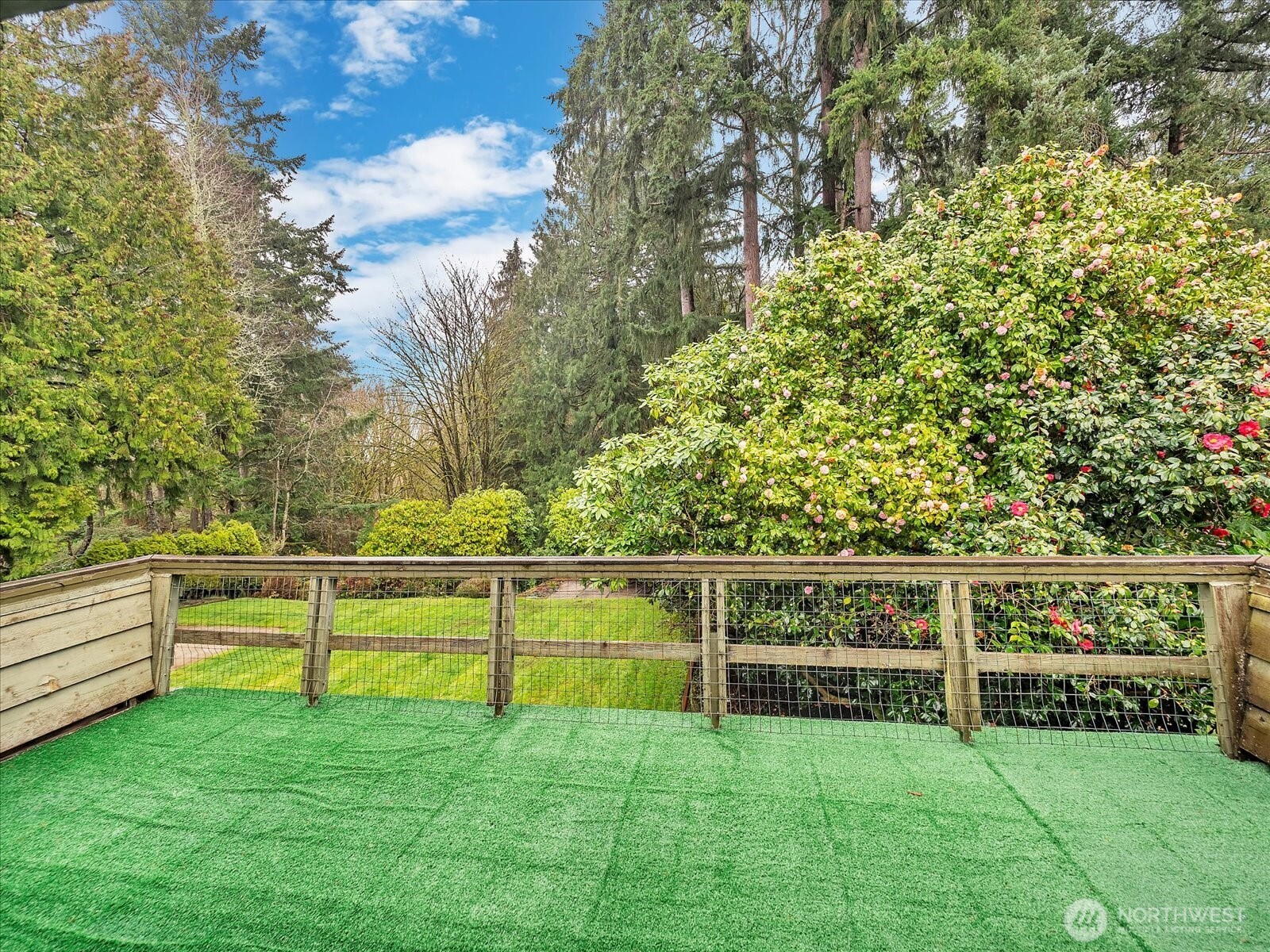 106 165th Avenue SE, Bellevue, WA 98008