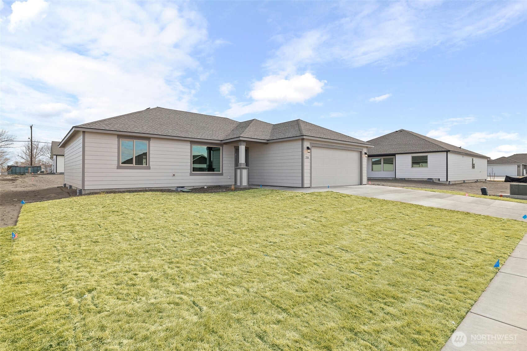 215 Lessor Loop , Moses Lake, WA 98837