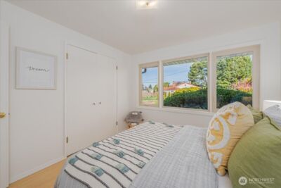 2815 W Smith Street , Seattle, WA 98199 - Photo 20