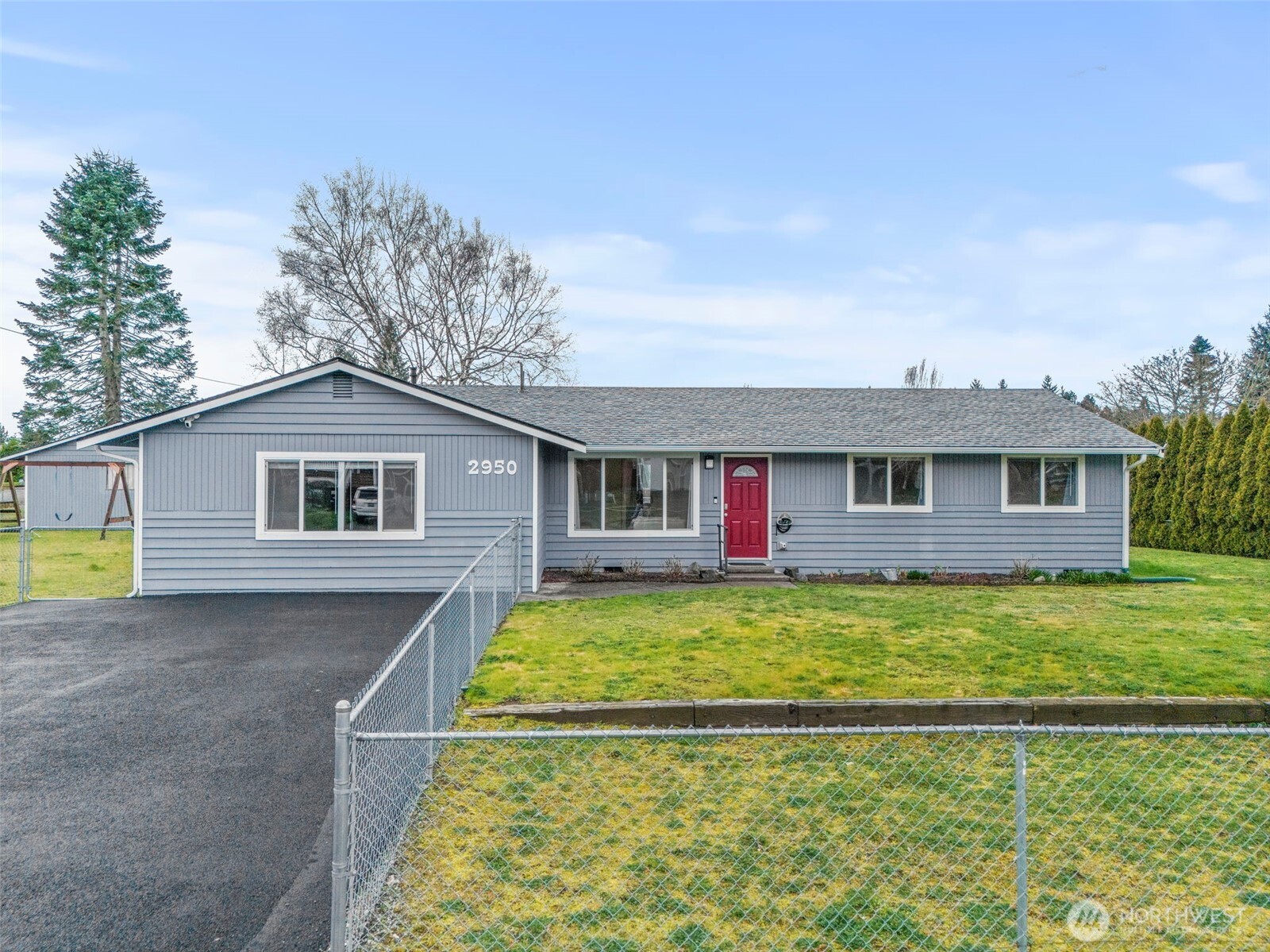 2950 40th Avenue NE, Tacoma, WA 98422