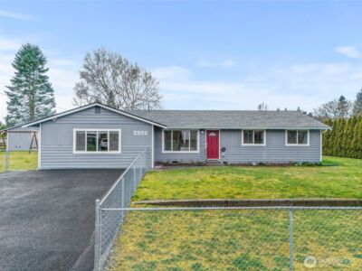 2950 40th Avenue NE, Tacoma, WA 98422 - Photo 2
