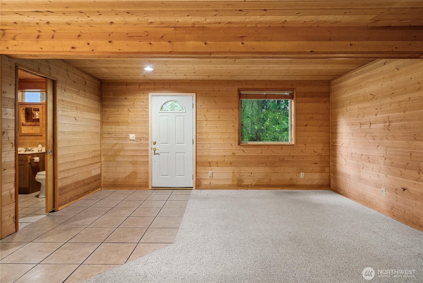 4692 NE Lincoln Road , Poulsbo, WA 98370