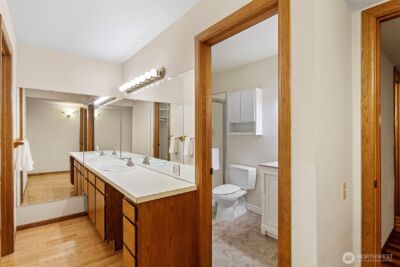 1602 NE 140th Street #N2, Seattle, WA 98125 - Photo 12