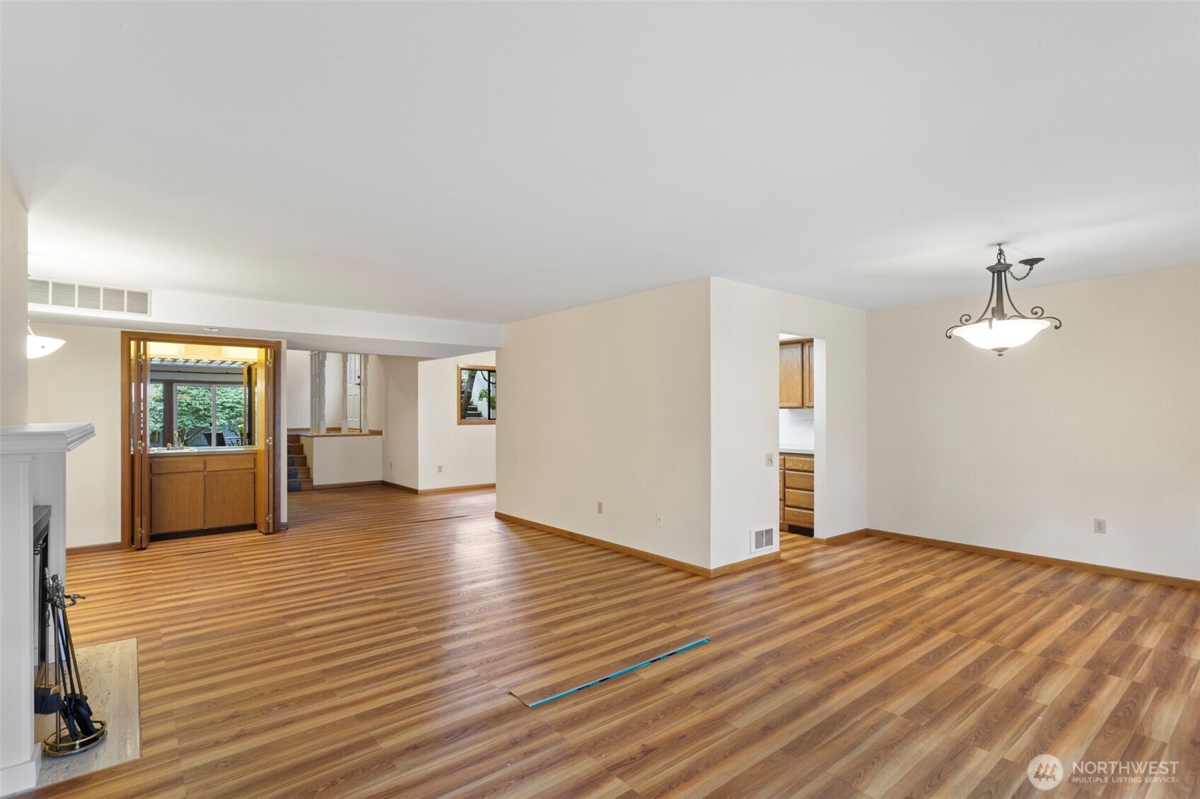 1602 NE 140th Street #N2, Seattle, WA 98125