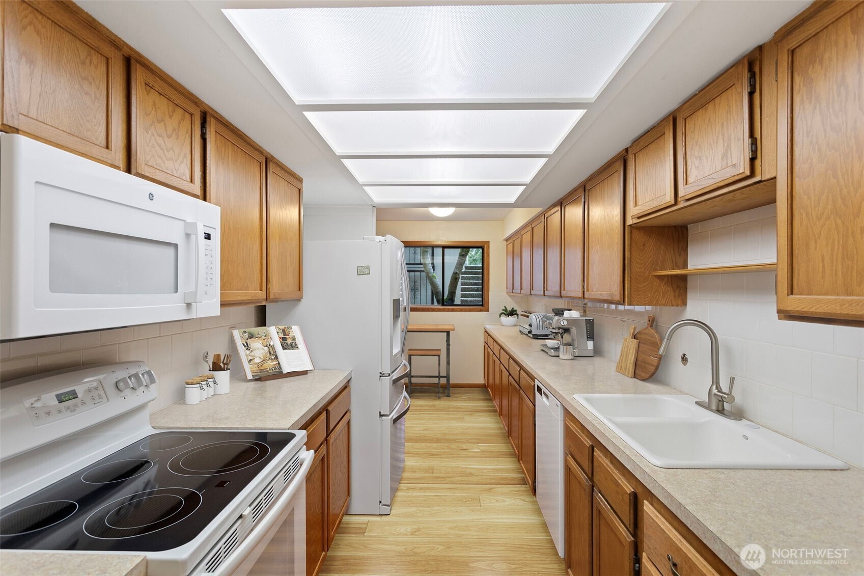 1602 NE 140th Street #N2, Seattle, WA 98125