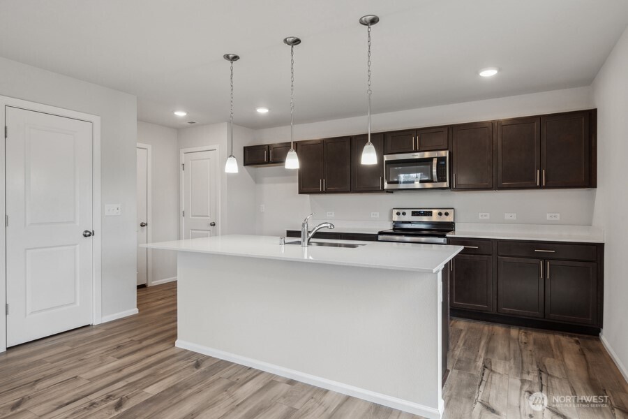 16577 Ireland Avenue SE, Yelm, WA 98597