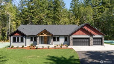 8908 Hunter Point NW, Olympia, WA 98502