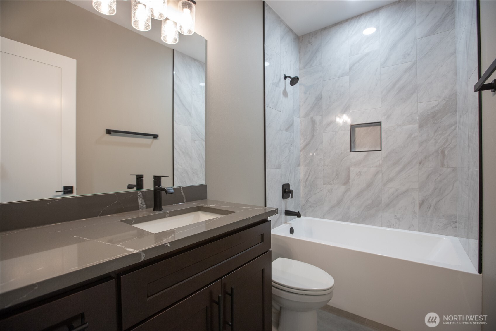 8908 Hunter Point NW, Olympia, WA 98502