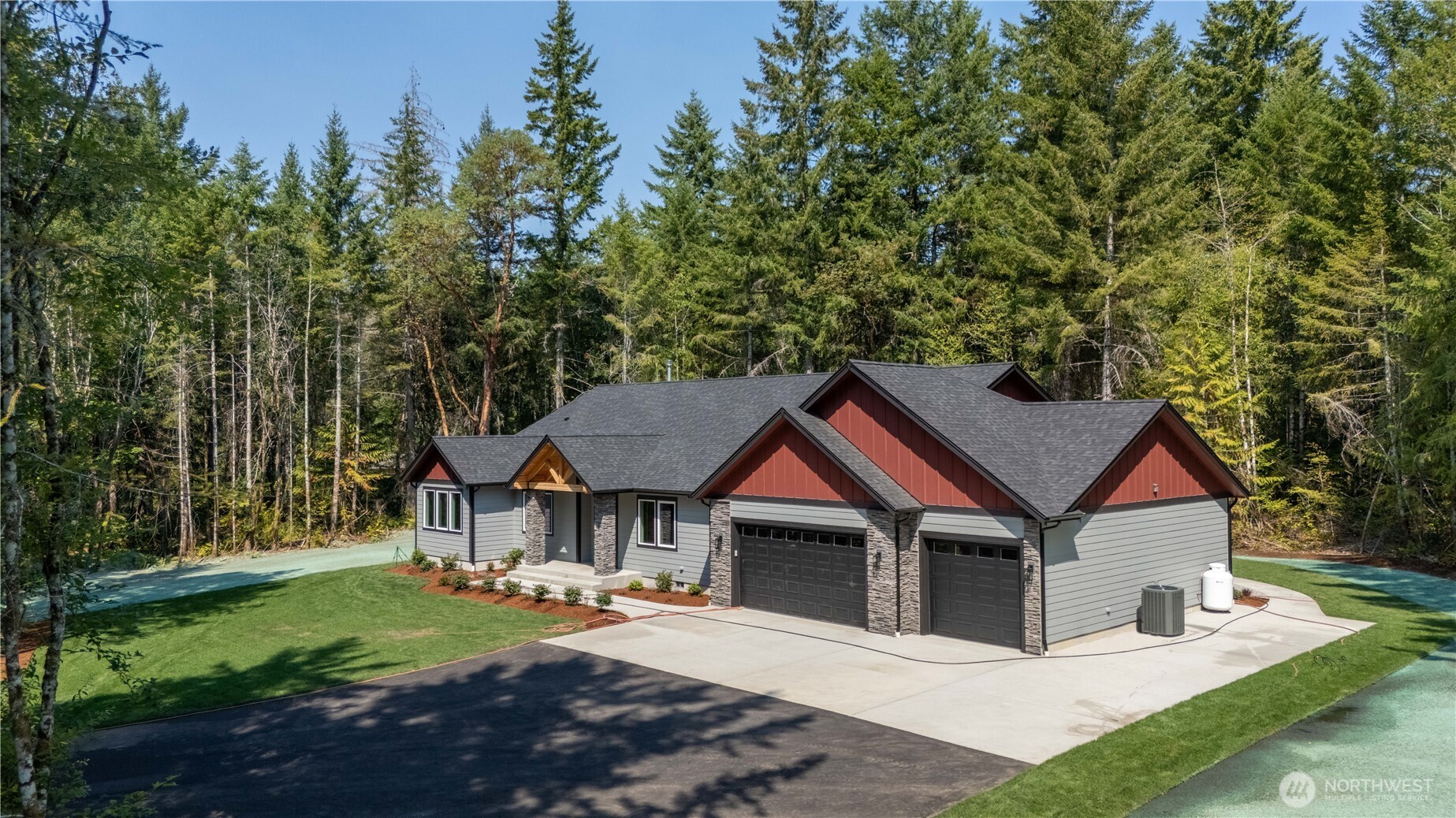 8908 Hunter Point NW, Olympia, WA 98502