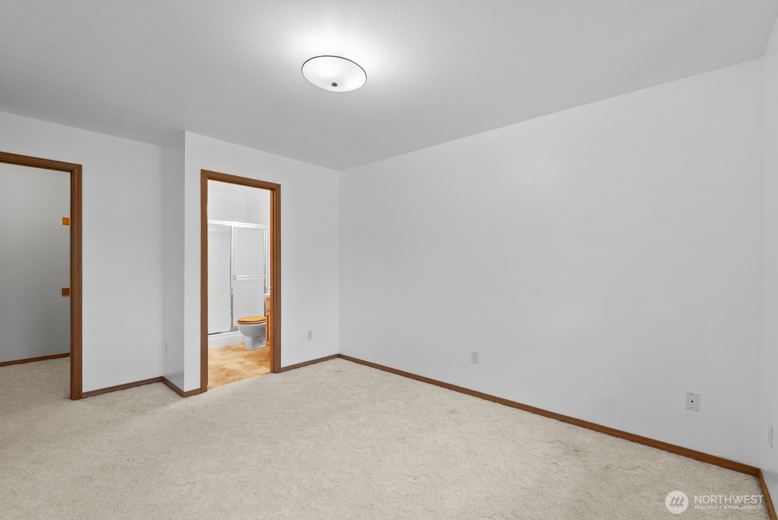 215 James Street S, Roy, WA 98580