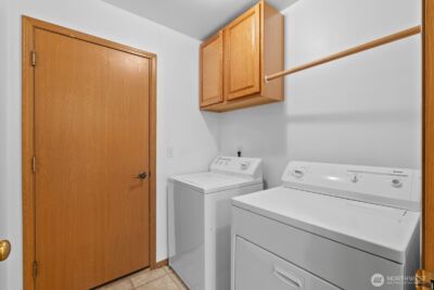 215 James Street S, Roy, WA 98580 - Photo 20