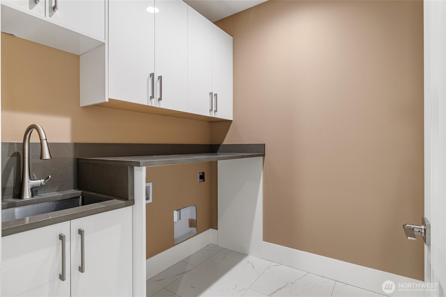 3520 S 164 Street , SeaTac, WA 98188-3045