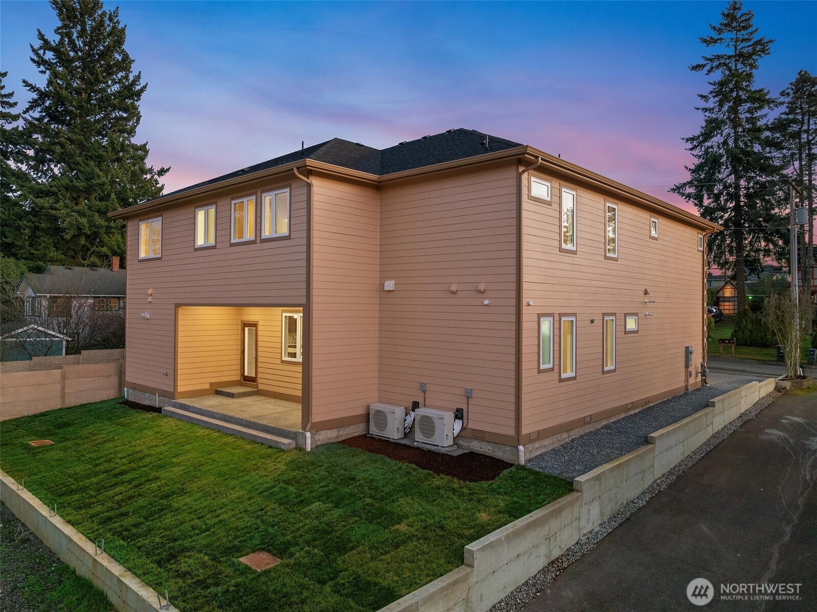 3520 S 164 Street , SeaTac, WA 98188-3045