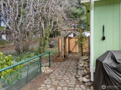 470 SE Crescent Drive , Shelton, WA 98584 - Photo 30