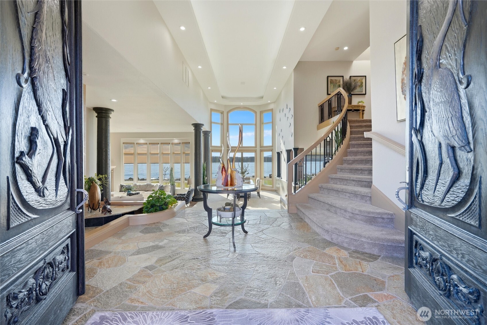 266 Columbia Point Road , Longview, WA 98632