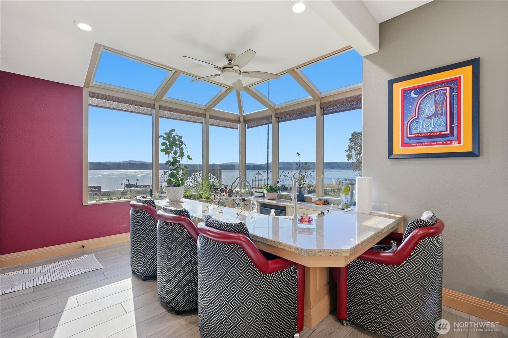 266 Columbia Point Road , Longview, WA 98632