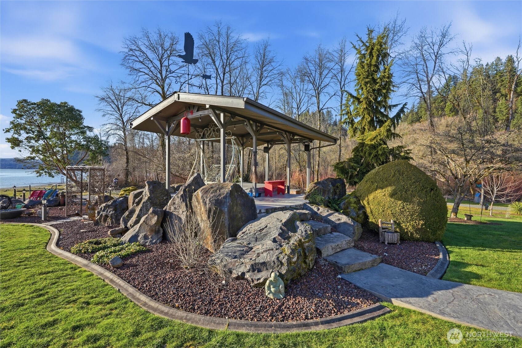 266 Columbia Point Road , Longview, WA 98632