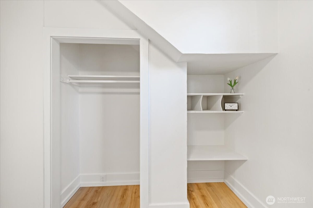 864 S 48th Street , Tacoma, WA 98408