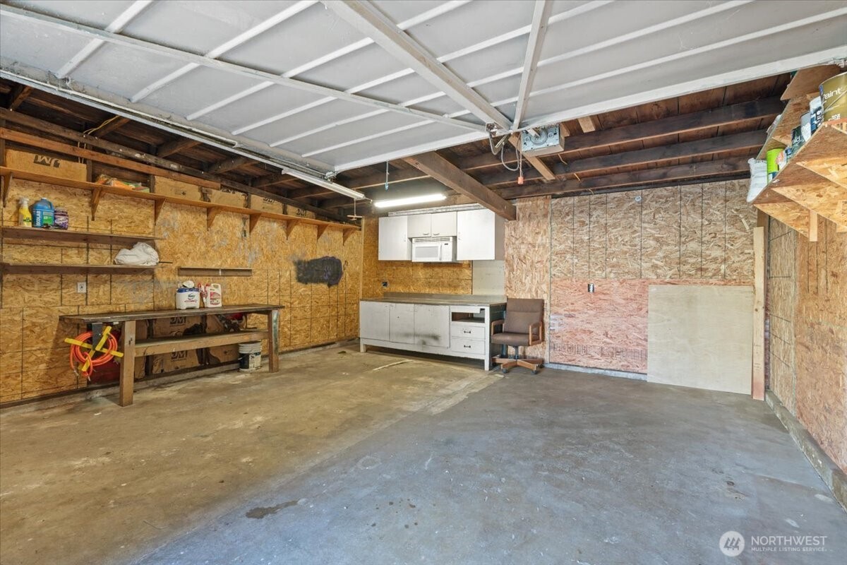 864 S 48th Street , Tacoma, WA 98408