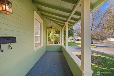 864 S 48th Street , Tacoma, WA 98408 - Photo 4